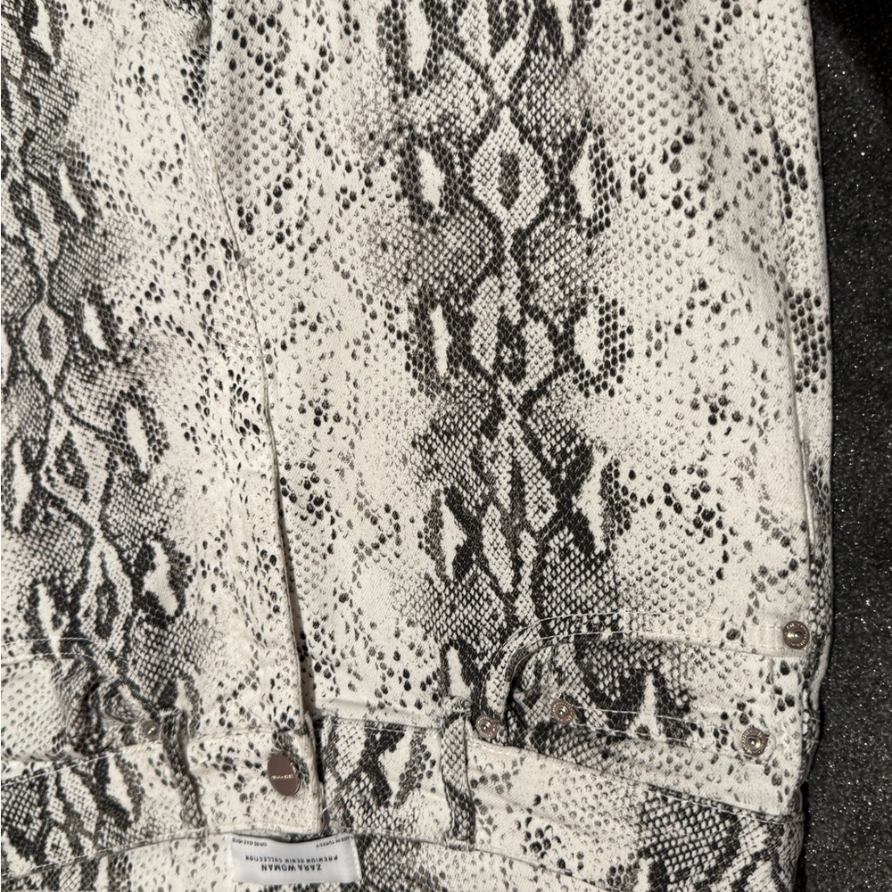 Zara Python Print White Jeans - image 2